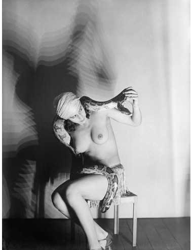Man Ray|Man Ray Print|man ray silver photographic print|Miss Dorita, 1928|€156.00