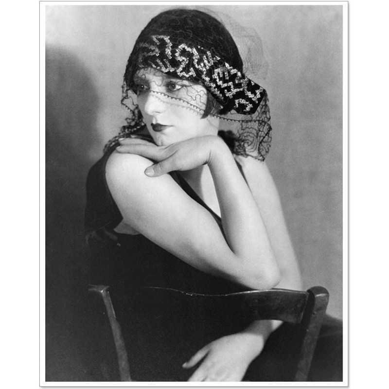 Man Ray|Man Ray Print|man ray tirage photographique argentique|Kiki de Montparnasse, 1926|156,00&nbsp;€|Photothèque Man Ray - TELIMAGE